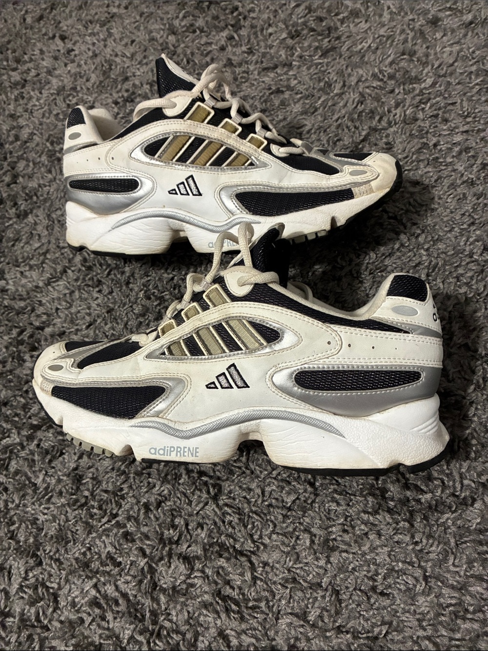 Vintage adidas ozweego
